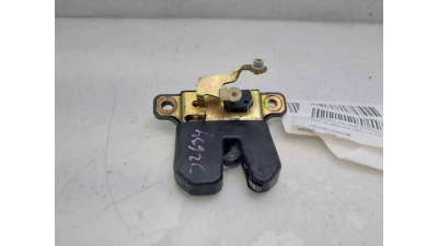 CERRADURA MALETERO / PORTON AUDI A6 (1997-2005) 2.5 TDI QUATTRO 150CV 2496CC - L.8331070 / 4B5827505B