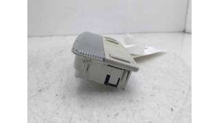 LUZ INTERIOR VOLKSWAGEN PASSAT (1996-2000) 1.8 125CV 1781CC - L.8339755 / 3B0947105B