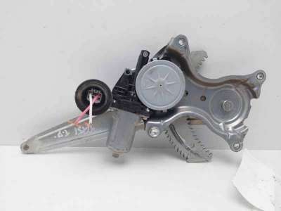 ELEVALUNAS TRASERO DERECHO TOYOTA RAV 4 IV (2012-) - L.8350778 / 6980342050