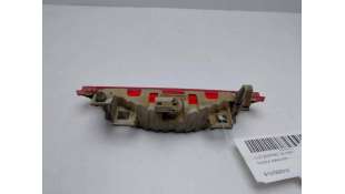LUZ CENTRAL DE FRENO TOYOTA YARIS (2001-2005) 1.4 D-4D (NLP10) 75CV 1364CC - L.8351062 / 8157052010 2