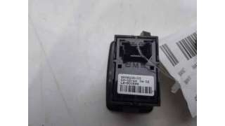 MANDO ELEVALUNAS TRASERO DERECHO BMW 1 (2011-) 6 D 6CV 995CC - L.8351137 / 920810603