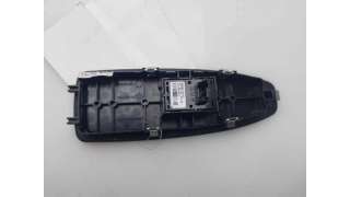 MANDO ELEVALUNAS DELANTERO DERECHO BMW 1 (2011-) 6 D 6CV 995CC - L.8351160 / 920810702