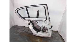 PUERTA TRASERA IZQUIERDA BMW 1 (2011-) 6 D 6CV 995CC - L.8351350 / 41525A2A397