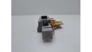 CAJA RELES / FUSIBLES RENAULT GRAND SCÉNIC II (2004-2006) 1.9 DCI (JM0G, JM12, JM1G, JM2C) 120CV 1870CC - L.8352636 / 13251 2