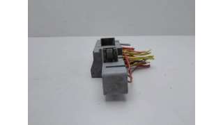 CAJA RELES / FUSIBLES RENAULT GRAND SCÉNIC II (2004-2006) 1.9 DCI (JM0G, JM12, JM1G, JM2C) 120CV 1870CC - L.8352636 / 13251