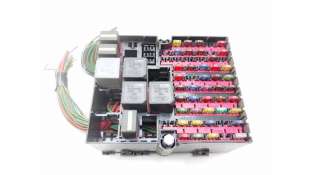 CAJA RELES / FUSIBLES FORD FIESTA V (2001-2008) 1.3 69CV 1299CC - L.8352735 / 2S6T14401KG