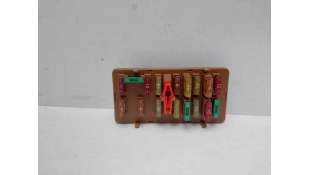 CAJA RELES / FUSIBLES CITROEN ZX (1993-1997) 1.9 D 68CV 1905CC - L.8353387 / 9567794480