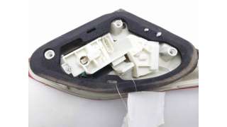 PILOTO TRASERO DERECHO INTERIOR OPEL ASTRA J (2009-2015) 1.7 CDTI (68) 110CV 1686CC - L.8354831 / 13360787