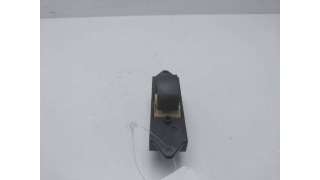 MANDO ELEVALUNAS TRASERO IZQUIERDO MITSUBISHI ASX (2009-) - L.8355835 / MR587944