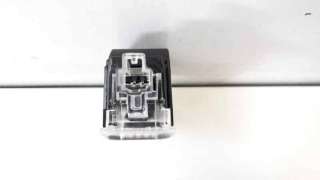 LUZ INTERIOR AUDI Q8  - M.900662 / 4G0052135E