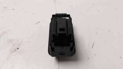 MANDO ELEVALUNAS TRASERO DERECHO VOLKSWAGEN GOLF VII LIM.  - M.902953 / 5G0959855M