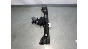 ELEVALUNAS DELANTERO...