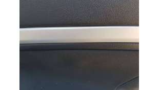 ELEVALUNAS TRASERO DERECHO...