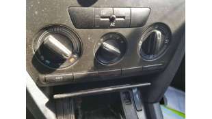 MANDO CLIMATIZADOR SKODA...