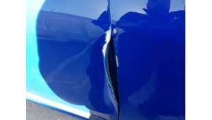 PUERTA DELANTERA DERECHA... 2