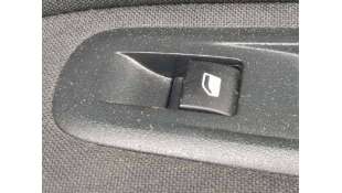 MANDO ELEVALUNAS TRASERO...