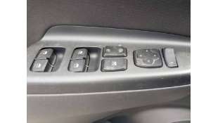 MANDO ELEVALUNAS DELANTERO...