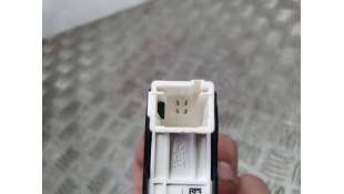 MANDO ELEVALUNAS DELANTERO... 2