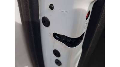 CERRADURA PUERTA TRASERA IZQUIERDA...