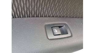 MANDO ELEVALUNAS TRASERO...