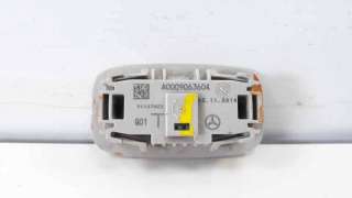 LUZ INTERIOR MERCEDES CLASE C  LIM.  - M.912530 / A0009063604