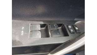 MANDO ELEVALUNAS DELANTERO...