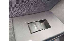 MANDO ELEVALUNAS TRASERO...