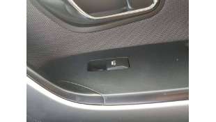 MANDO ELEVALUNAS DELANTERO...