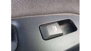 MANDO ELEVALUNAS TRASERO...