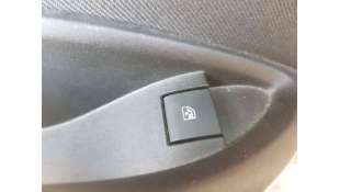 MANDO ELEVALUNAS TRASERO...