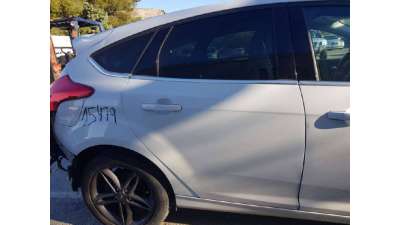 PUERTA TRASERA DERECHA FORD FOCUS...