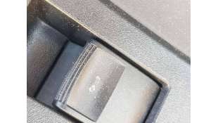 MANDO ELEVALUNAS TRASERO...