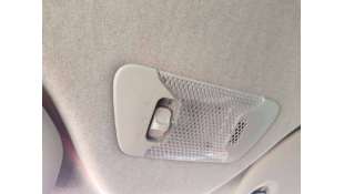 LUZ INTERIOR TOYOTA AYGO...