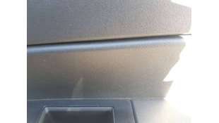 ELEVALUNAS TRASERO DERECHO...