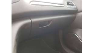 GUANTERA RENAULT MEGANE IV...