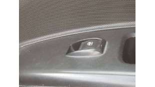 MANDO ELEVALUNAS DELANTERO...