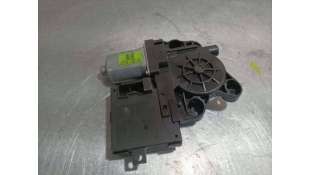 MOTOR ELEVALUNAS TRASERO...