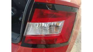 PILOTO TRASERO DERECHO...