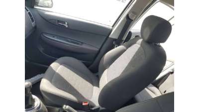 ASIENTO DELANTERO DERECHO HYUNDAI I20...