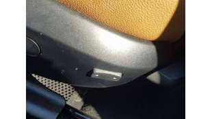 ASIENTO DELANTERO DERECHO... 2