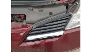 REJILLA DELANTERA NISSAN...