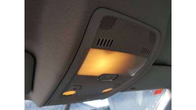 LUZ INTERIOR AUDI A4 BER. 2.0 16V TDI...