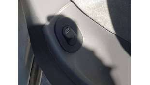 MANDO ELEVALUNAS TRASERO...