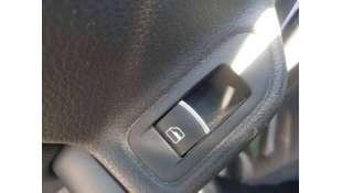 MANDO ELEVALUNAS TRASERO...