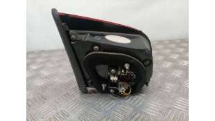 PILOTO TRASERO DERECHO... 2