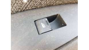 MANDO ELEVALUNAS TRASERO...