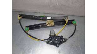 ELEVALUNAS DELANTERO...