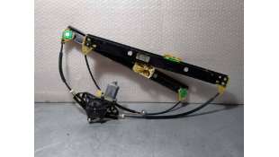 ELEVALUNAS DELANTERO...