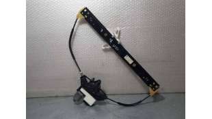 ELEVALUNAS TRASERO DERECHO...