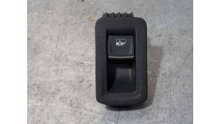 MANDO ELEVALUNAS TRASERO...